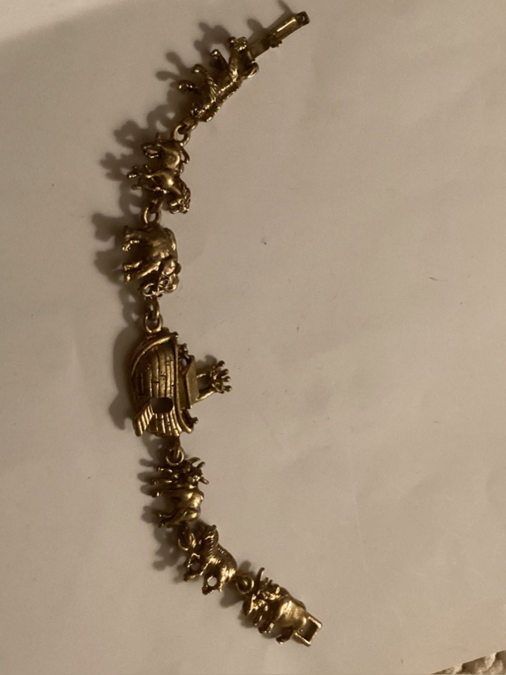 Gold-Tone Elephant Charm Bracelet - Women's JewelryNoah,s Ark Vintage Bracelet